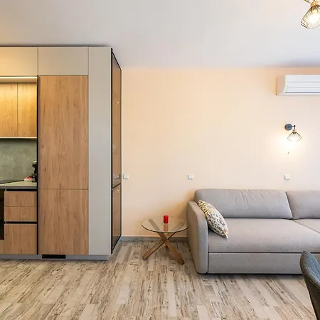 Apartment New & Quiet Near Burgas' Garden Burgas